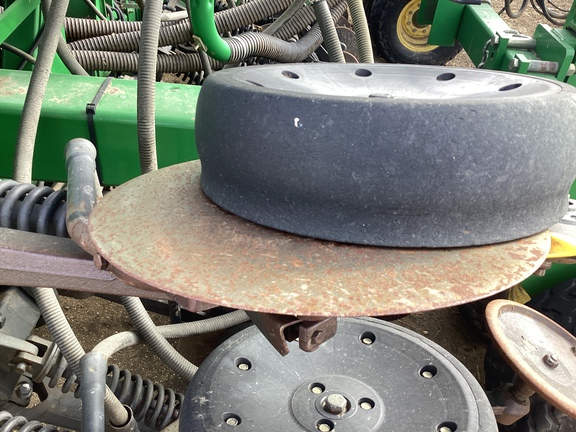 2009 John Deere 1890 Air Seeder