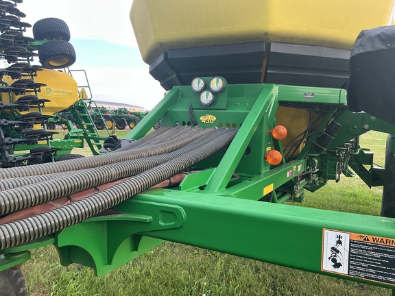 2009 John Deere 1890 Air Seeder