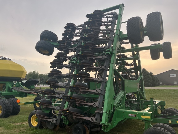 2009 John Deere 1890 Air Seeder