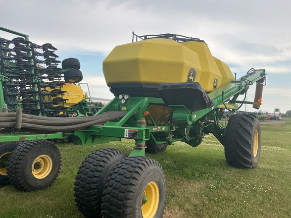 2009 John Deere 1890 Air Seeder