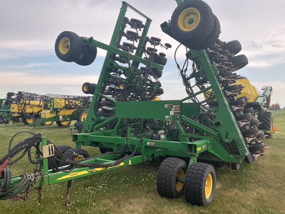 2009 John Deere 1890 Air Seeder