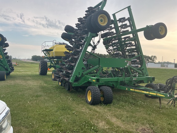2009 John Deere 1890 Air Seeder