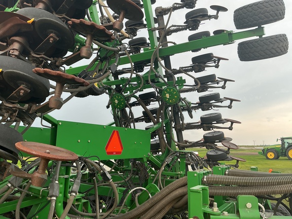 2009 John Deere 1890 Air Seeder
