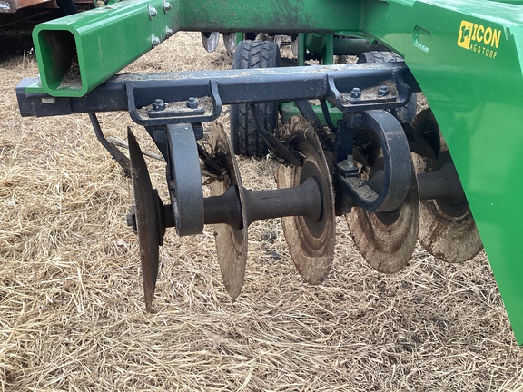 2013 John Deere 2720 Disk Ripper