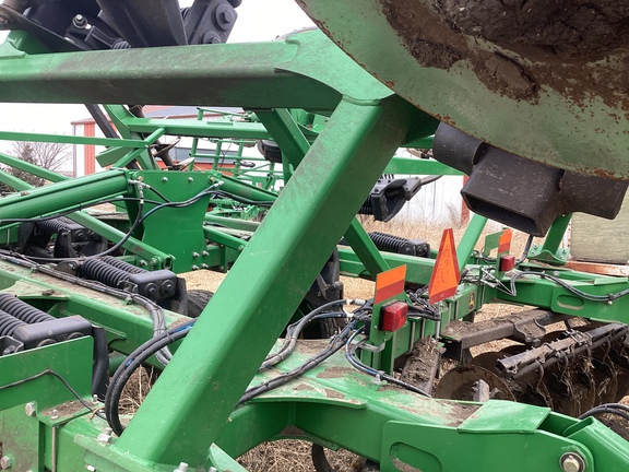 2013 John Deere 2720 Disk Ripper