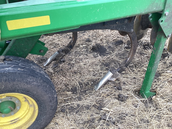 2013 John Deere 2720 Disk Ripper