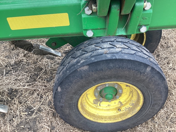 2013 John Deere 2720 Disk Ripper