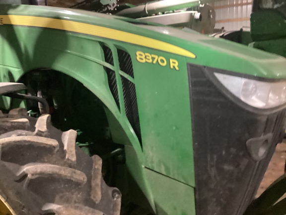 2020 John Deere 8370R Tractor