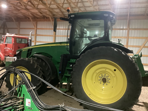 2020 John Deere 8370R Tractor