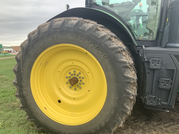 2020 John Deere 8370R Tractor