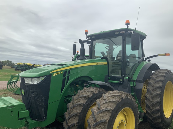 2020 John Deere 8370R Tractor