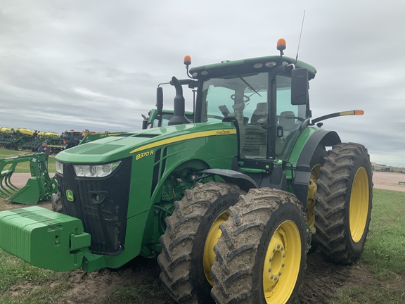 2020 John Deere 8370R Tractor