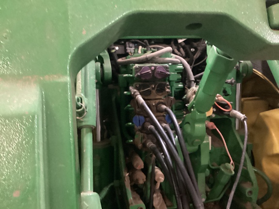 2020 John Deere 8370R Tractor