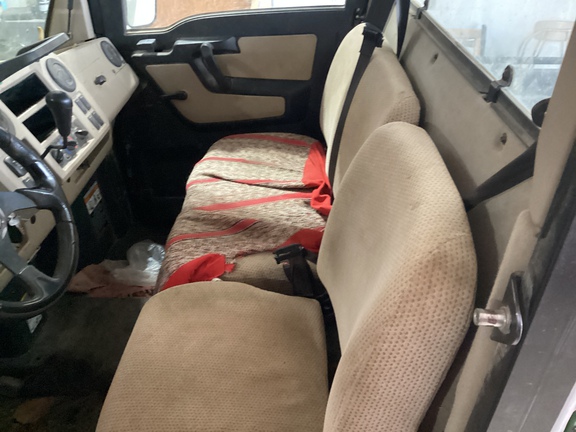 2019 John Deere XUV 835R ATV