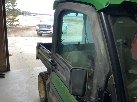 2019 John Deere XUV 835R ATV