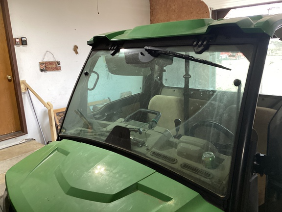 2019 John Deere XUV 835R ATV