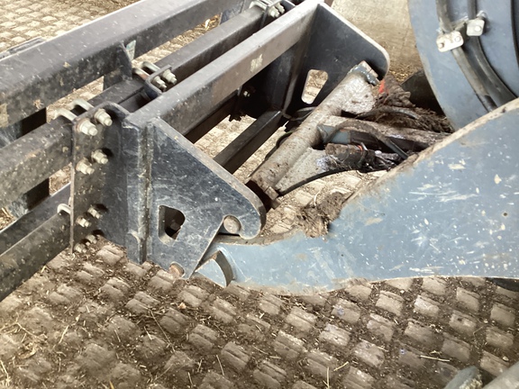 2019 John Deere 244L Compact Utility Loader