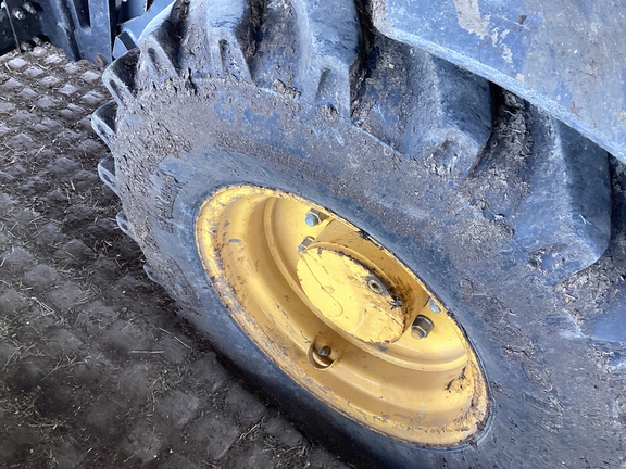 2019 John Deere 244L Compact Utility Loader