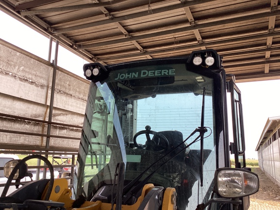 2019 John Deere 244L Compact Utility Loader