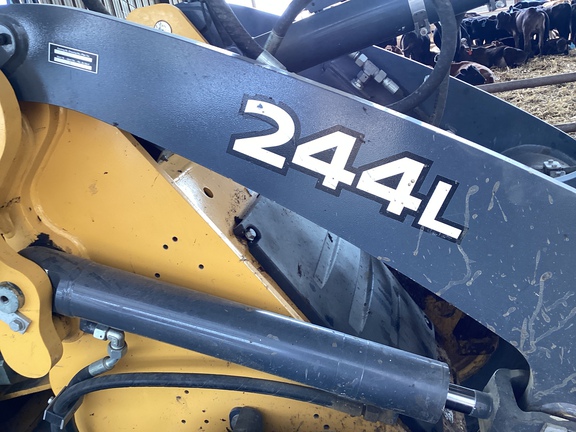 2019 John Deere 244L Compact Utility Loader