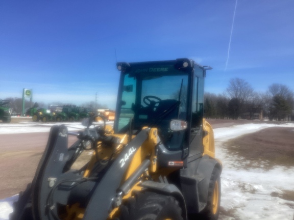 2019 John Deere 244L Compact Utility Loader