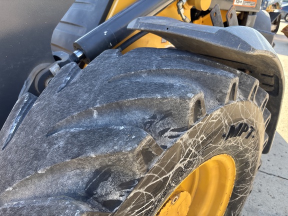 2019 John Deere 244L Compact Utility Loader