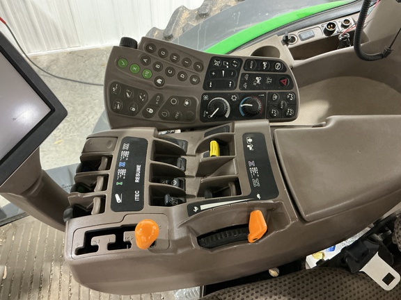 2012 John Deere 8260R Tractor