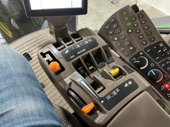 2012 John Deere 8260R Tractor