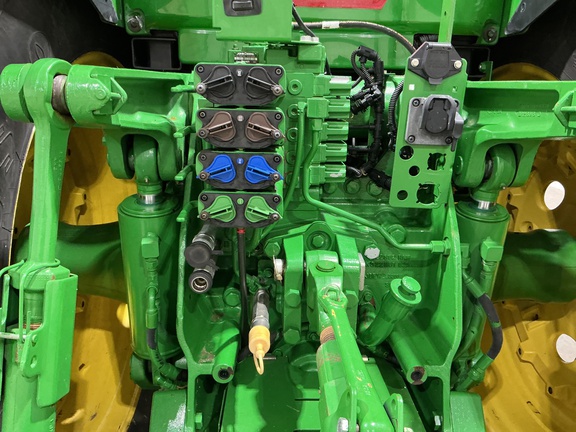 2012 John Deere 8260R Tractor