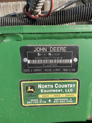 2006 John Deere 1790 Planter