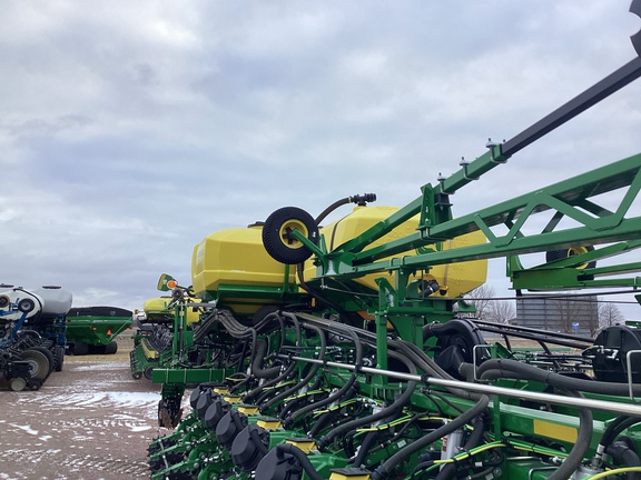 2025 John Deere DB60 Planter