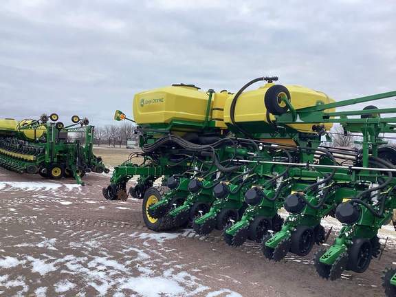 2025 John Deere DB60 Planter