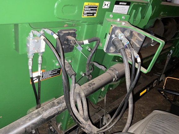2021 John Deere C12R Header Corn Head