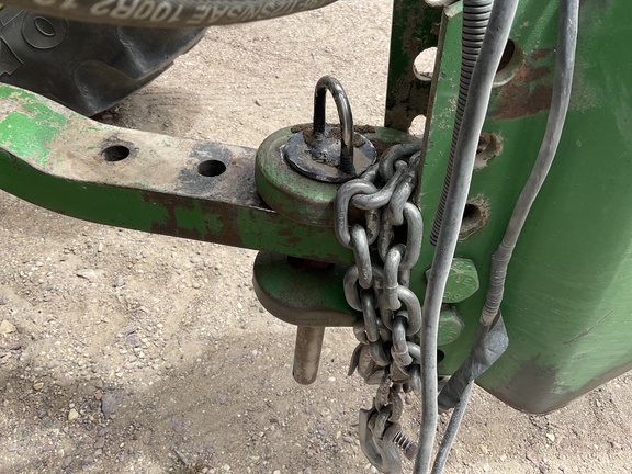 2001 John Deere 1760 Planter