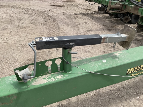 2001 John Deere 1760 Planter