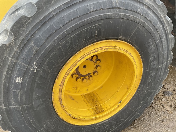 Komatsu WA200-7 Wheel Loader