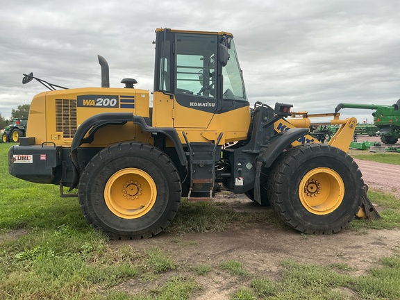 Komatsu WA200-7 Wheel Loader