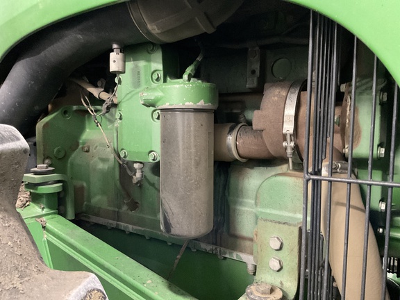 2004 John Deere 9520 Tractor 4WD