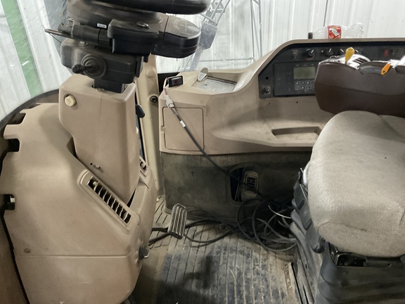 2004 John Deere 9520 Tractor 4WD