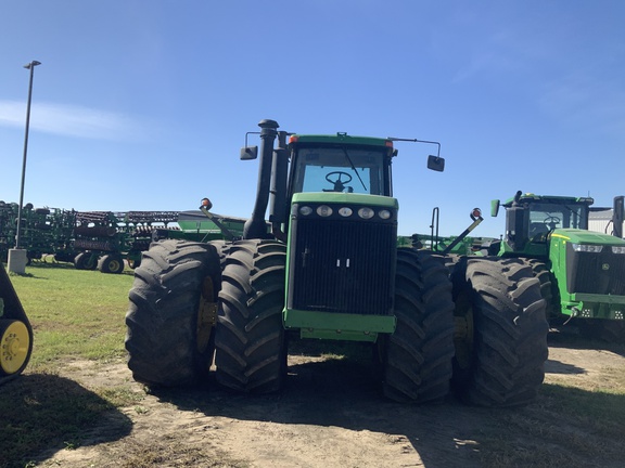 2004 John Deere 9520 Tractor 4WD