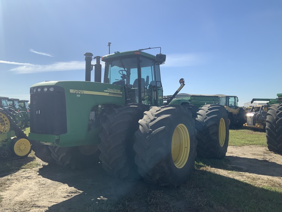 2004 John Deere 9520 Tractor 4WD