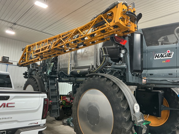 2023 Hagie STS20 Sprayer/High Clearance