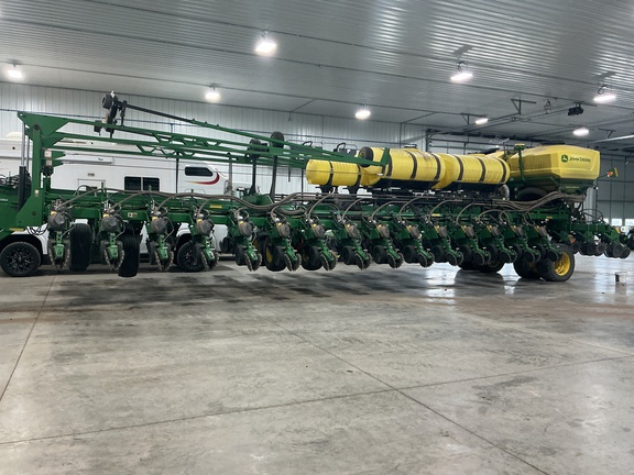 2023 John Deere DB90 Planter