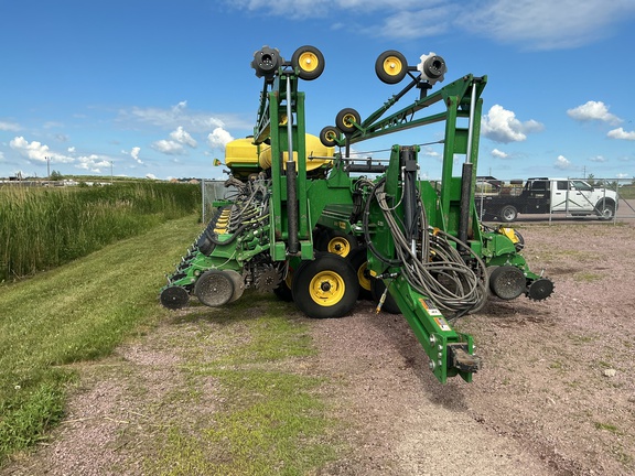 2023 John Deere DB90 Planter
