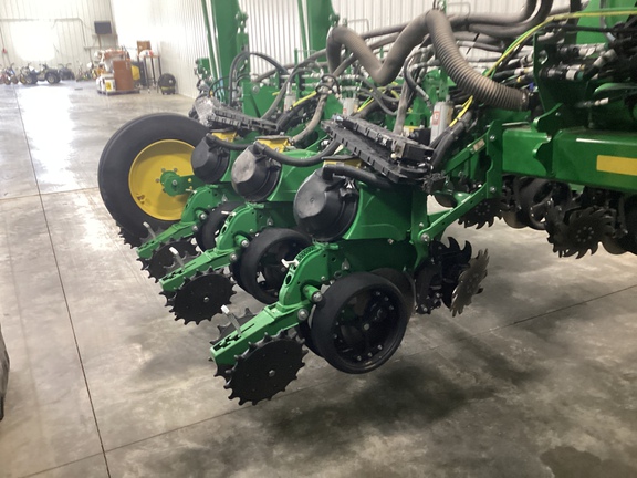 2025 John Deere 1775NT Planter