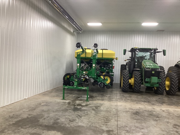 2025 John Deere 1775NT Planter
