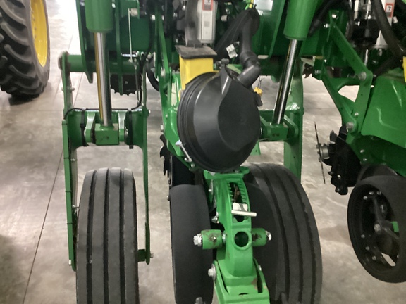 2025 John Deere 1775NT Planter