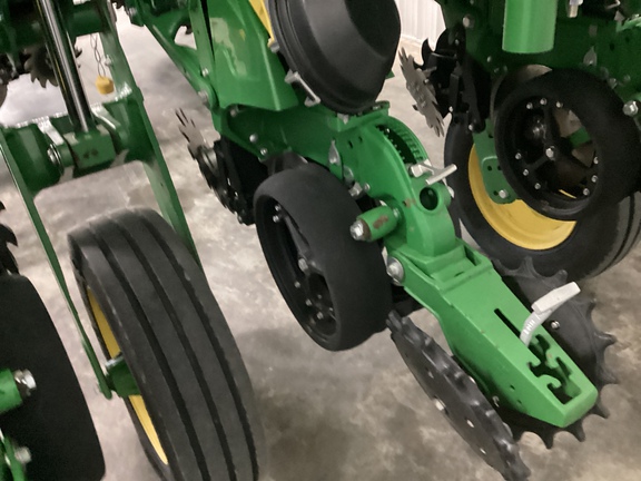 2025 John Deere 1775NT Planter