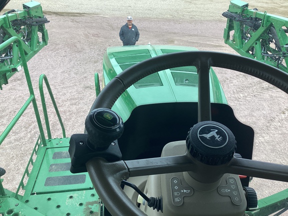 2021 John Deere R4044 Sprayer/High Clearance