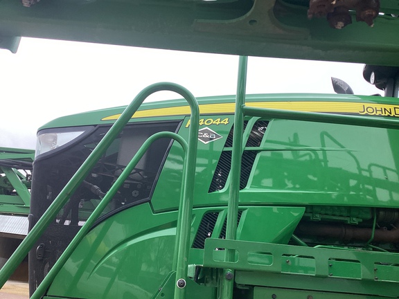 2021 John Deere R4044 Sprayer/High Clearance
